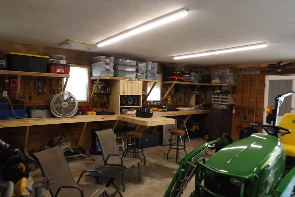 6556 Barbourville Road London KY 40744