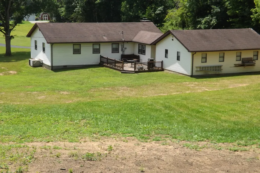 6556 Barbourville Road London KY 40744