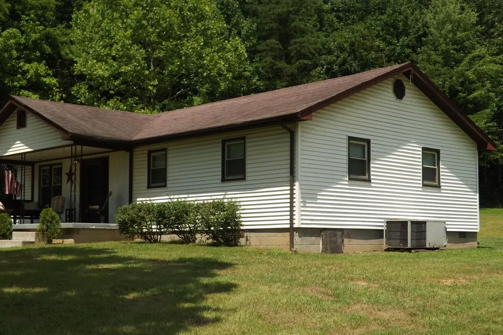 6556 Barbourville Road London KY 40744