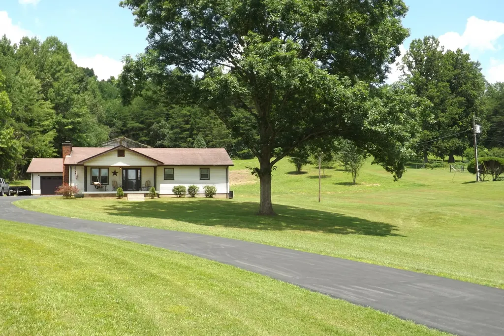 6556 Barbourville Road London KY 40744