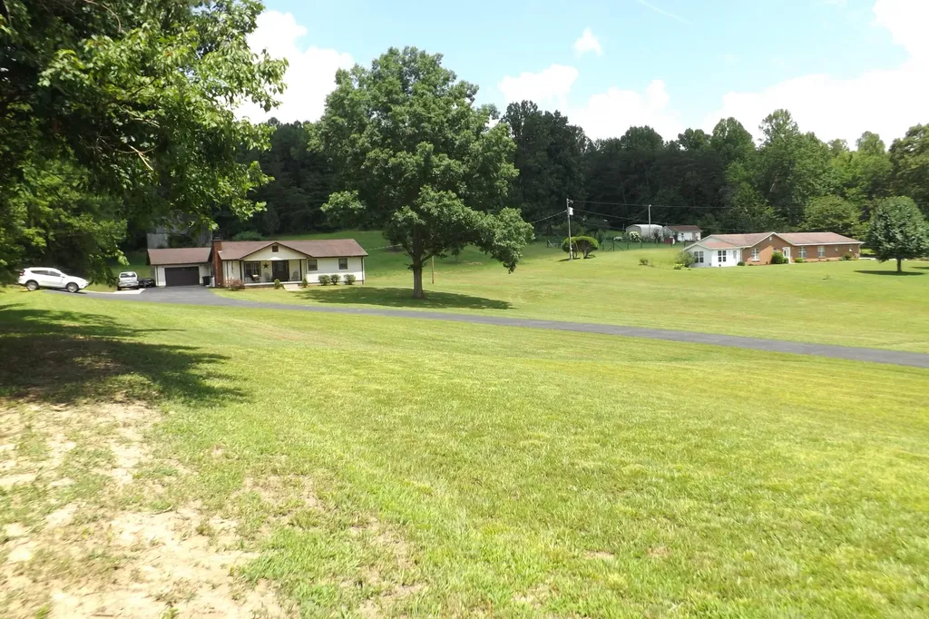6556 Barbourville Road London KY 40744