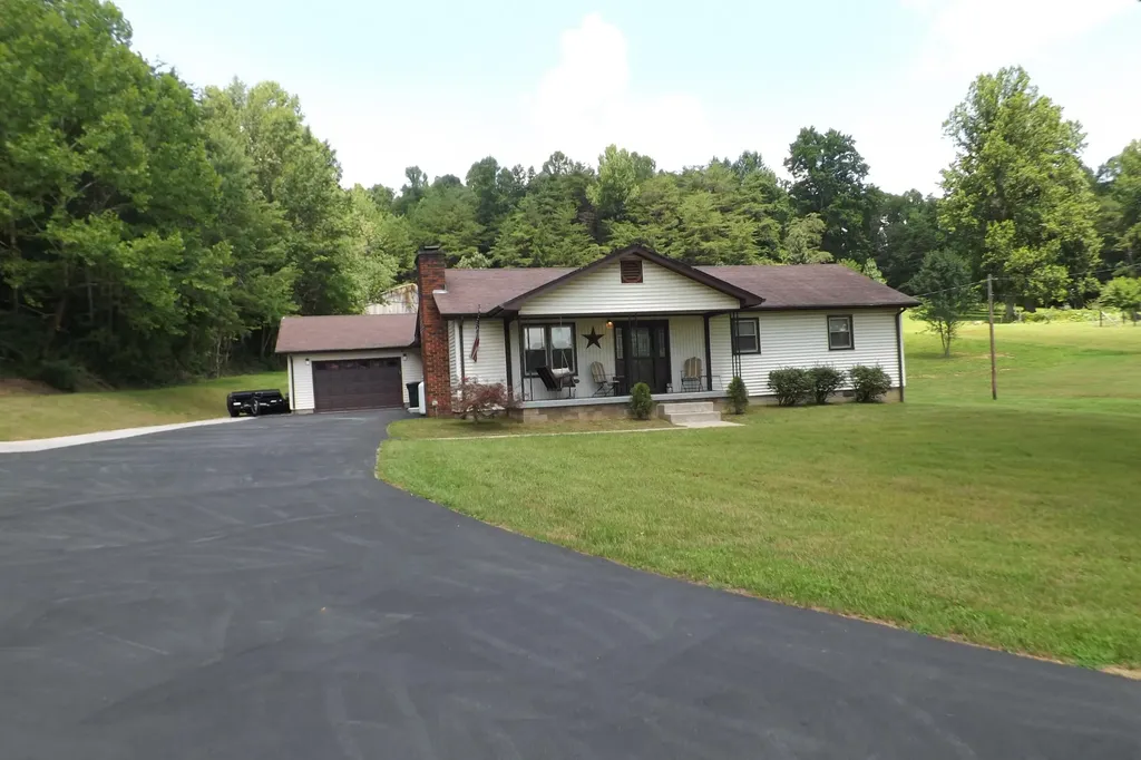 6556 Barbourville Road London KY 40744