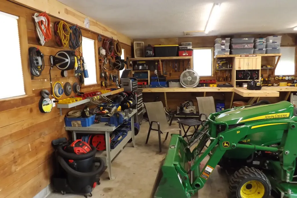 6556 Barbourville Road London KY 40744