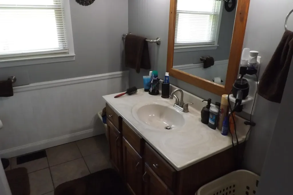 6556 Barbourville Road London KY 40744