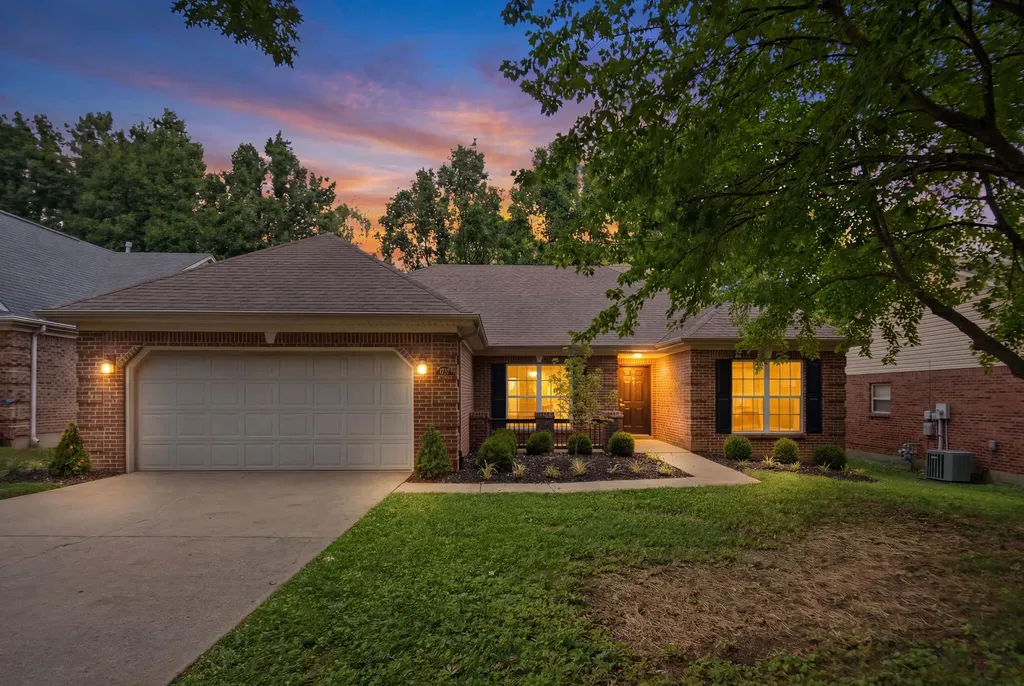 1737 Headley Green Lexington KY 40504