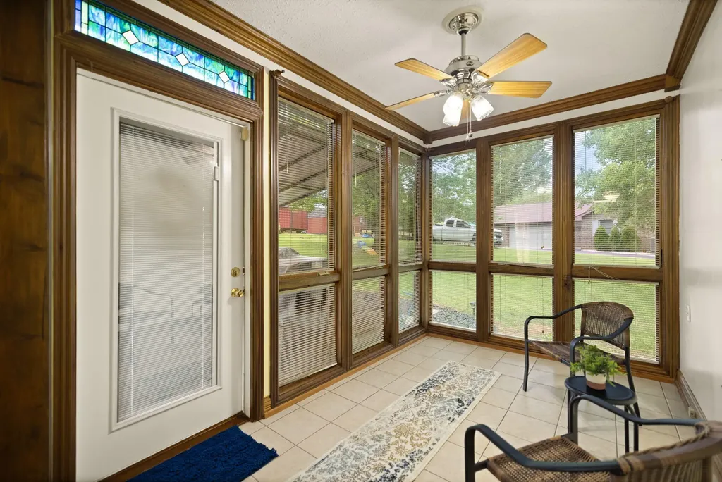 111 S Maplewood Drive Somerset KY 42501