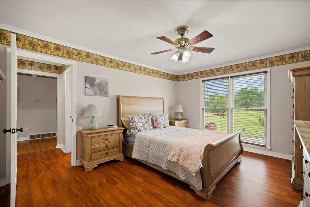 111 S Maplewood Drive Somerset KY 42501