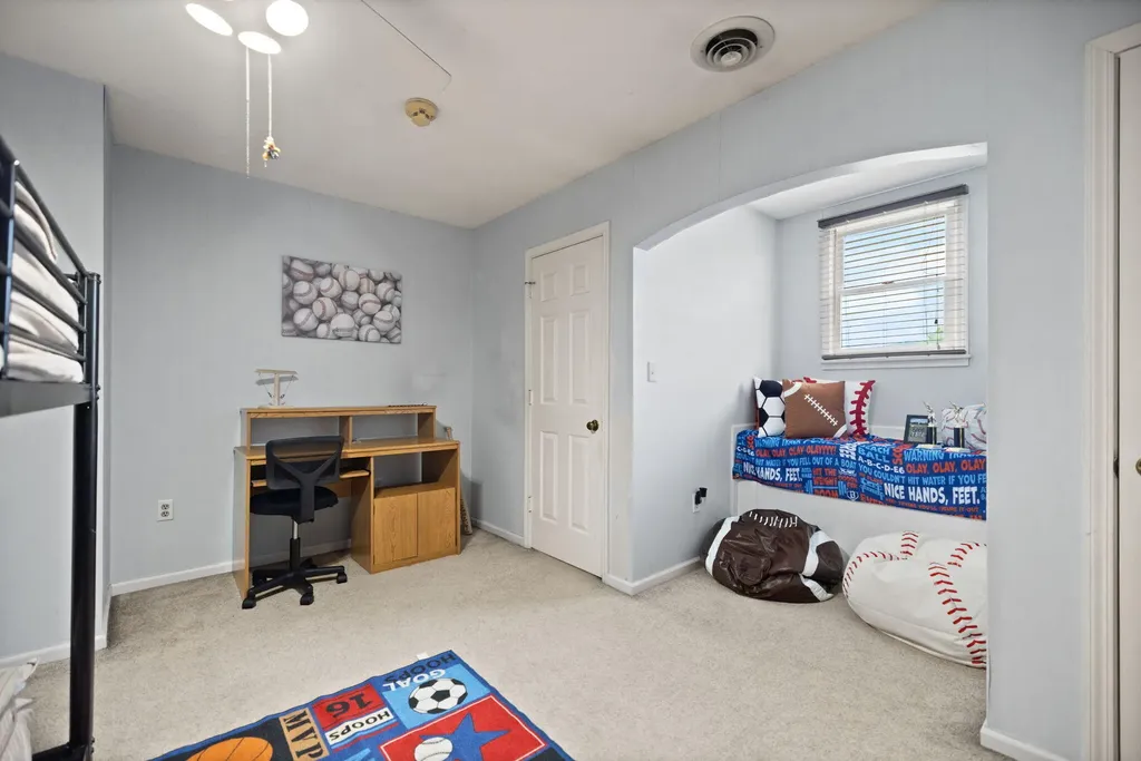 111 S Maplewood Drive Somerset KY 42501