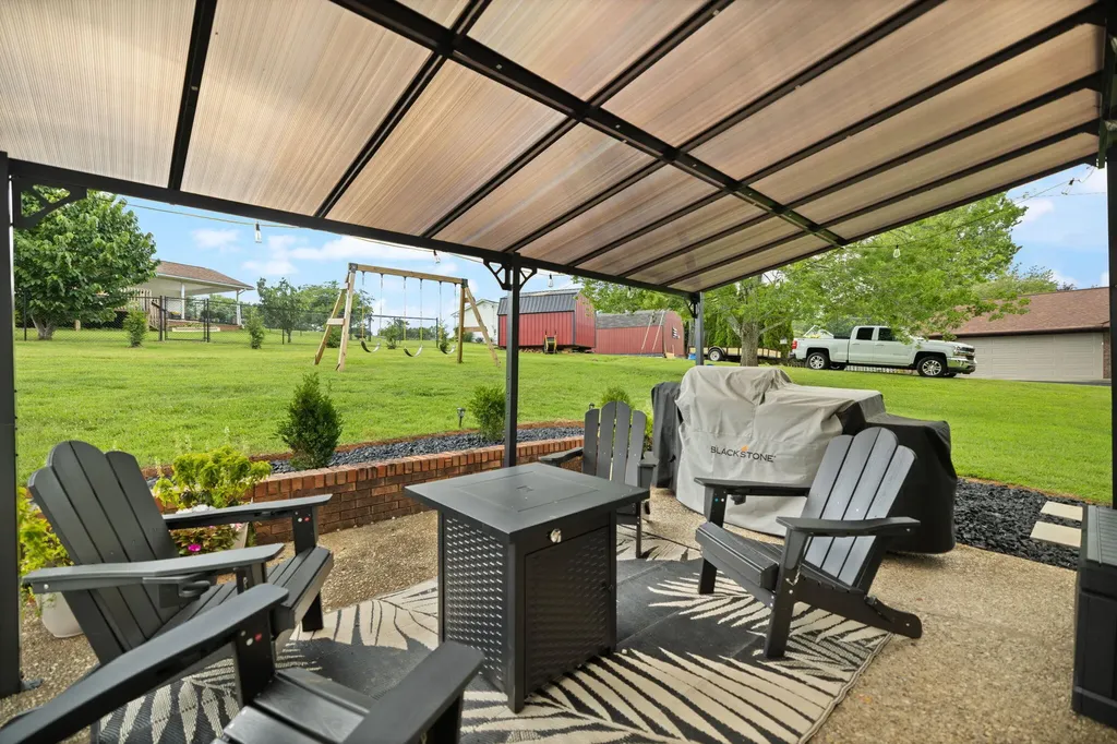 111 S Maplewood Drive Somerset KY 42501