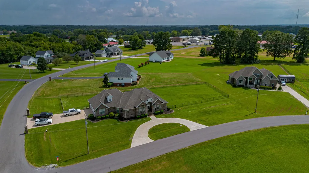 173 Elwood Gordon Drive Benton KY 42025