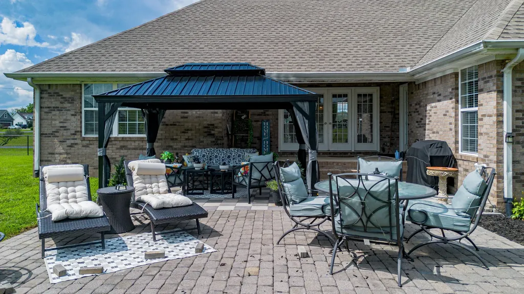173 Elwood Gordon Drive Benton KY 42025