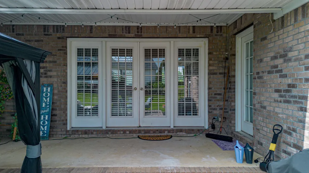 173 Elwood Gordon Drive Benton KY 42025