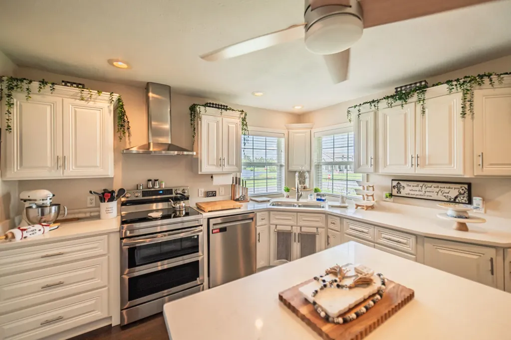 173 Elwood Gordon Drive Benton KY 42025