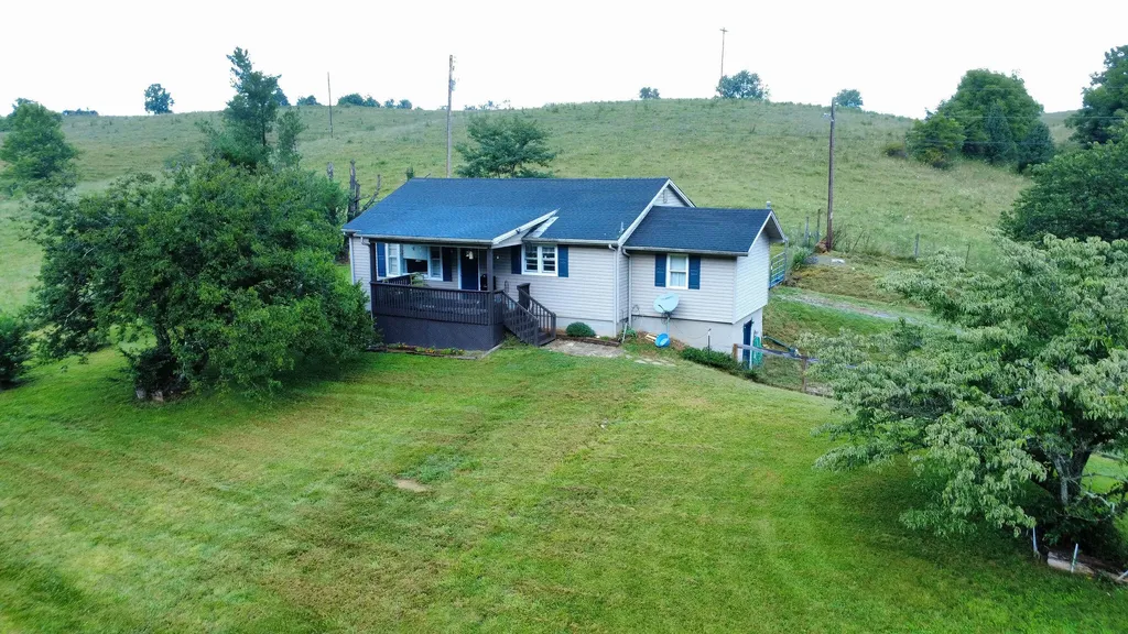 7440 Cream Alley Road Jeffersonville KY 40337