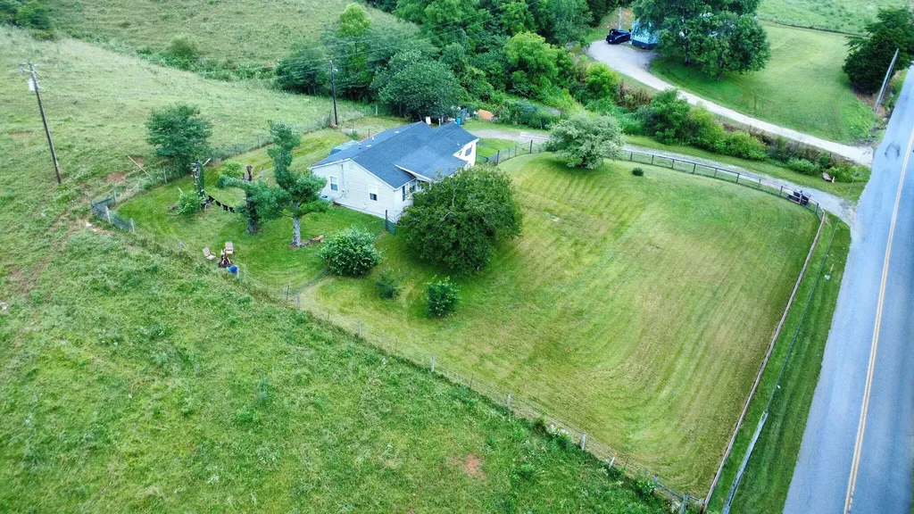 7440 Cream Alley Road Jeffersonville KY 40337