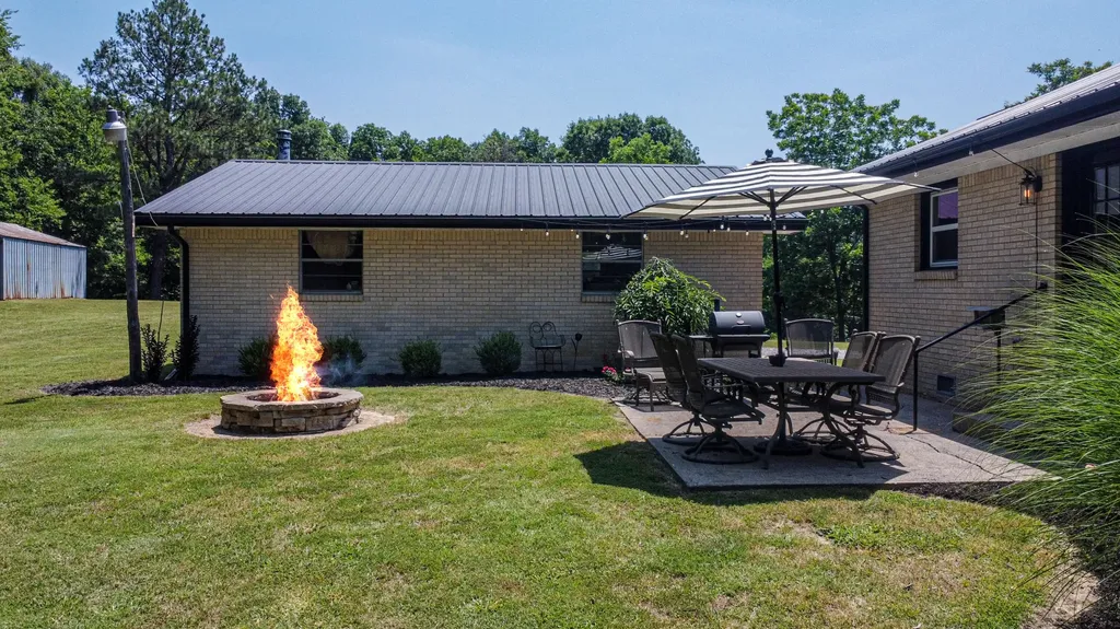 530 Nina Drive Paducah KY 42003