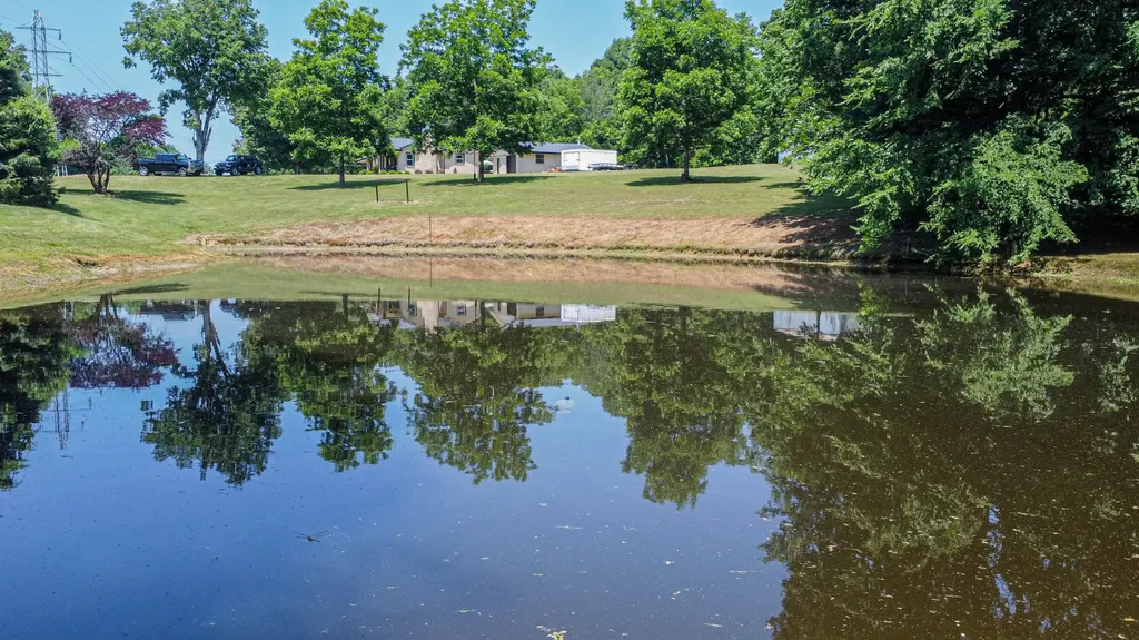 530 Nina Drive Paducah KY 42003