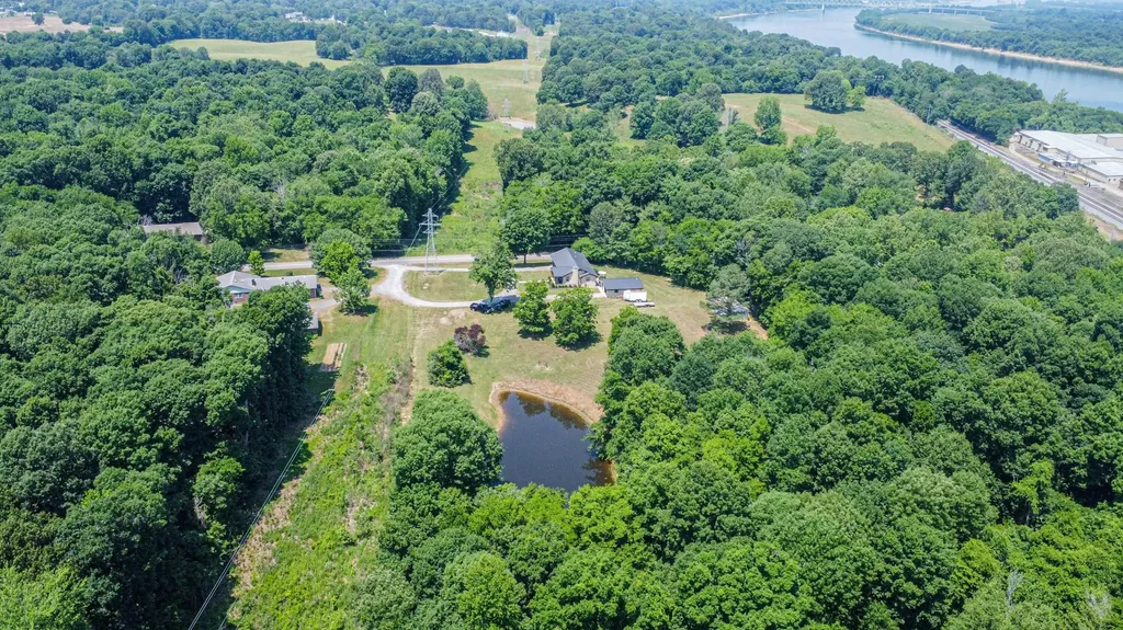 530 Nina Drive Paducah KY 42003