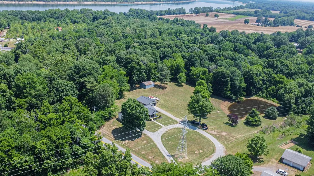 530 Nina Drive Paducah KY 42003