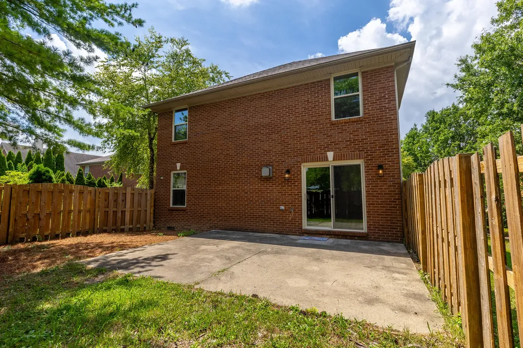 2276 Stone Garden Lane Lexington KY 40513