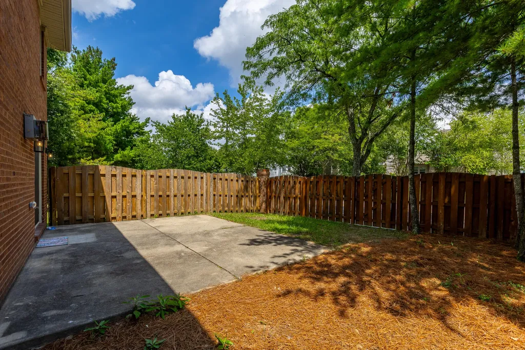 2276 Stone Garden Lane Lexington KY 40513