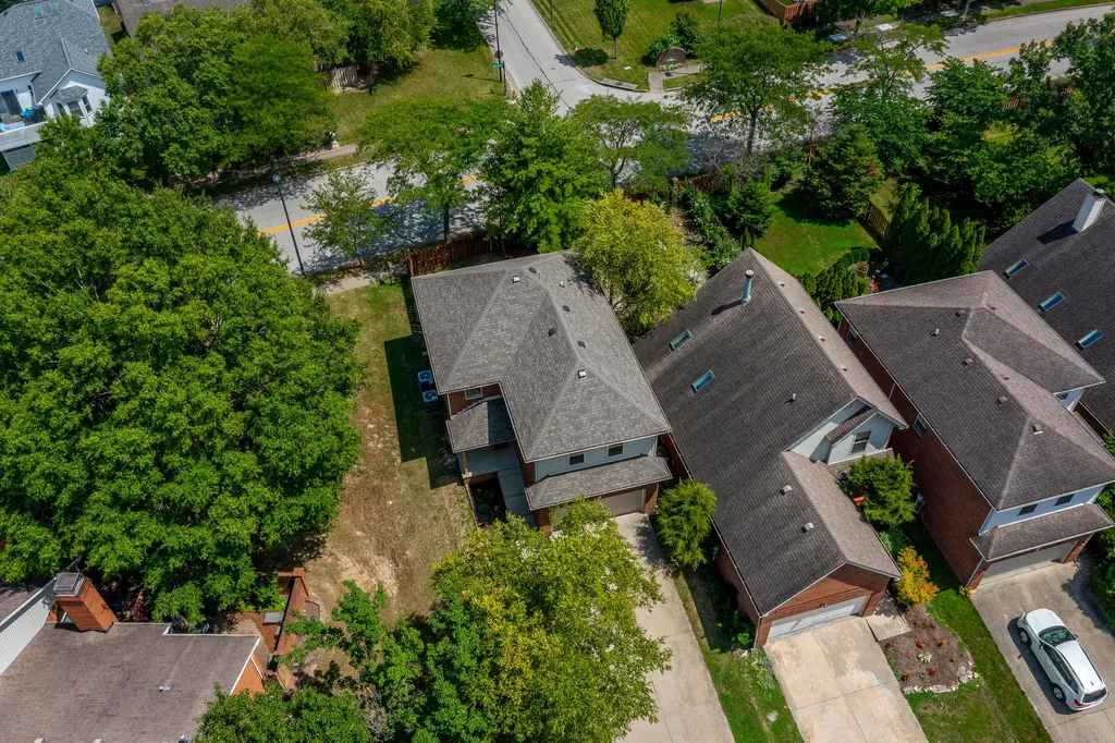 2276 Stone Garden Lane Lexington KY 40513