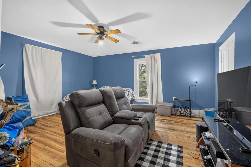 425 Main Street Cerulean KY 42215