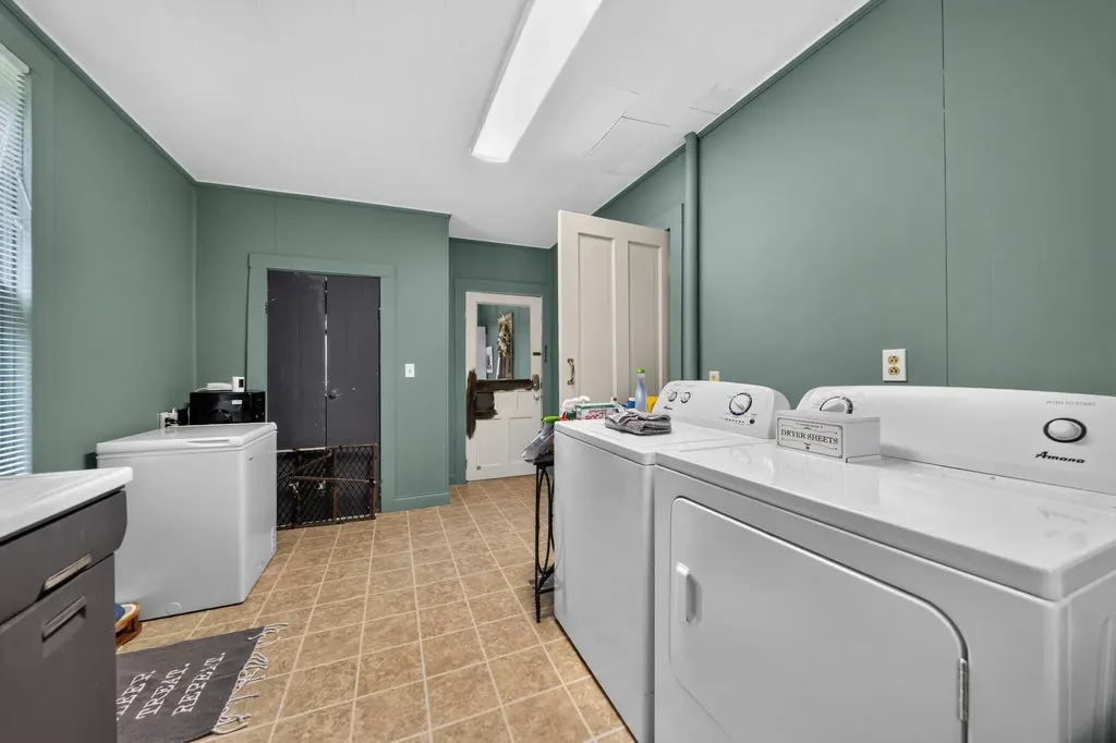 425 Main Street Cerulean KY 42215