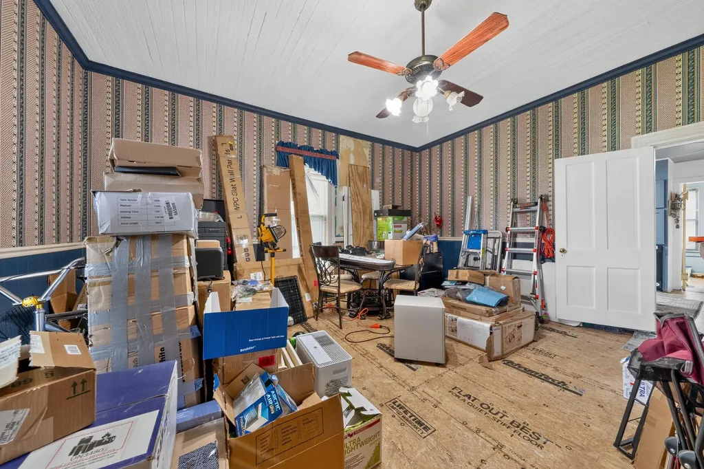 425 Main Street Cerulean KY 42215