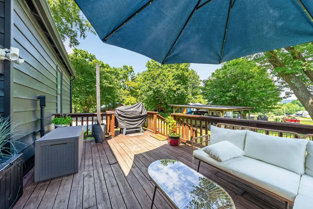 425 Main Street Cerulean KY 42215