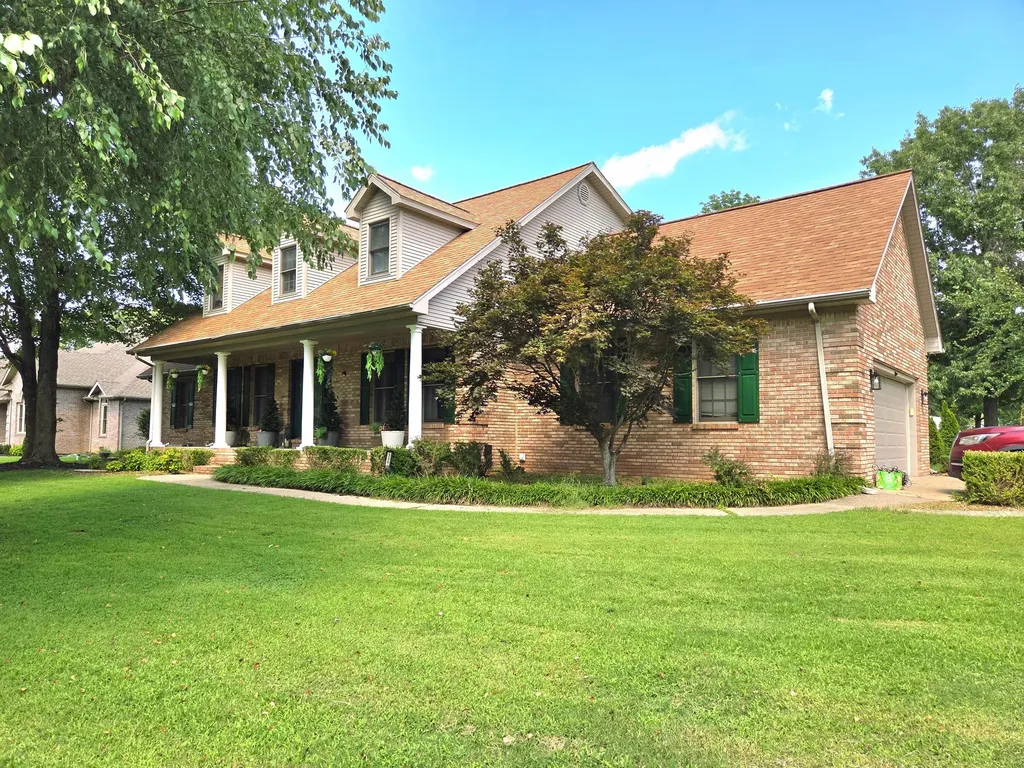 330 Stonecreek Place Paducah KY 42003