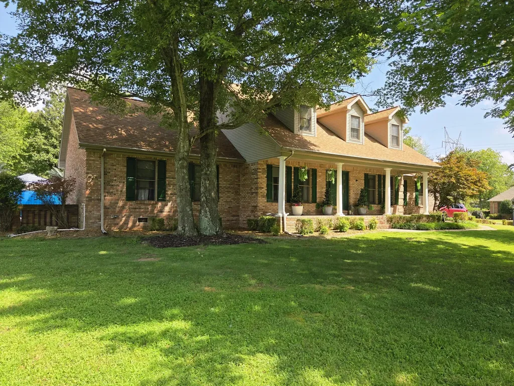 330 Stonecreek Place Paducah KY 42003