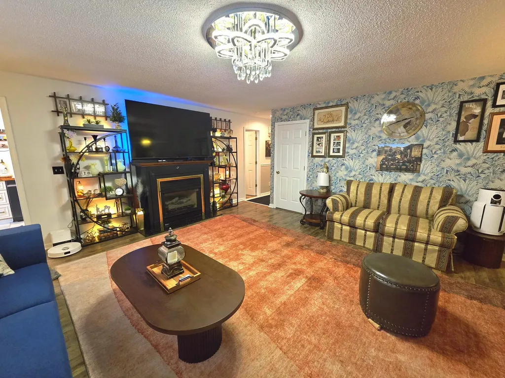 330 Stonecreek Place Paducah KY 42003