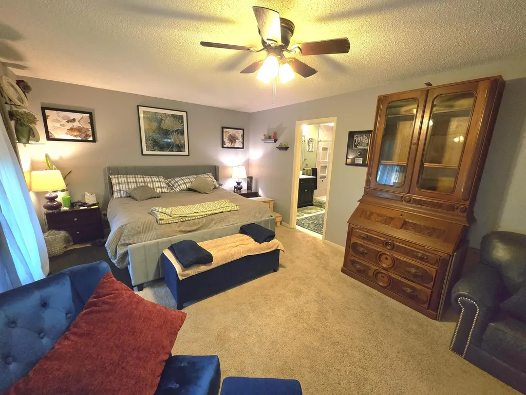 330 Stonecreek Place Paducah KY 42003