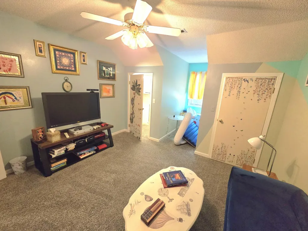 330 Stonecreek Place Paducah KY 42003