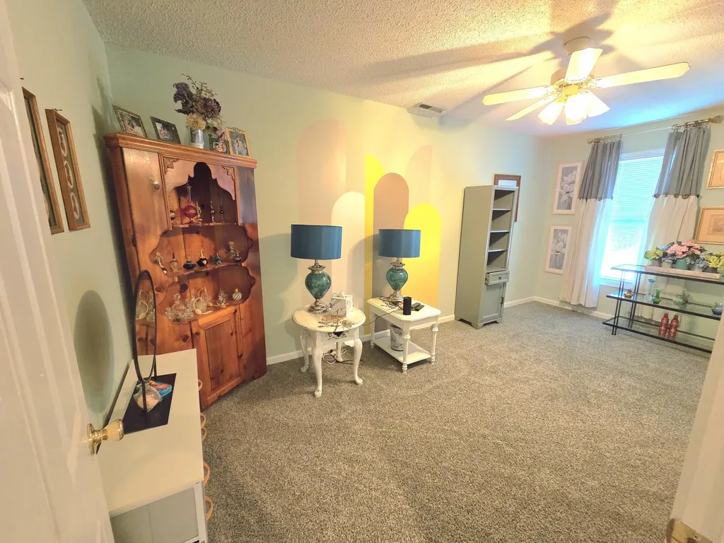 330 Stonecreek Place Paducah KY 42003