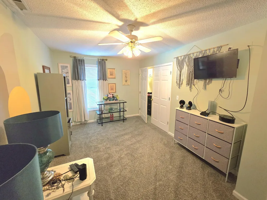 330 Stonecreek Place Paducah KY 42003