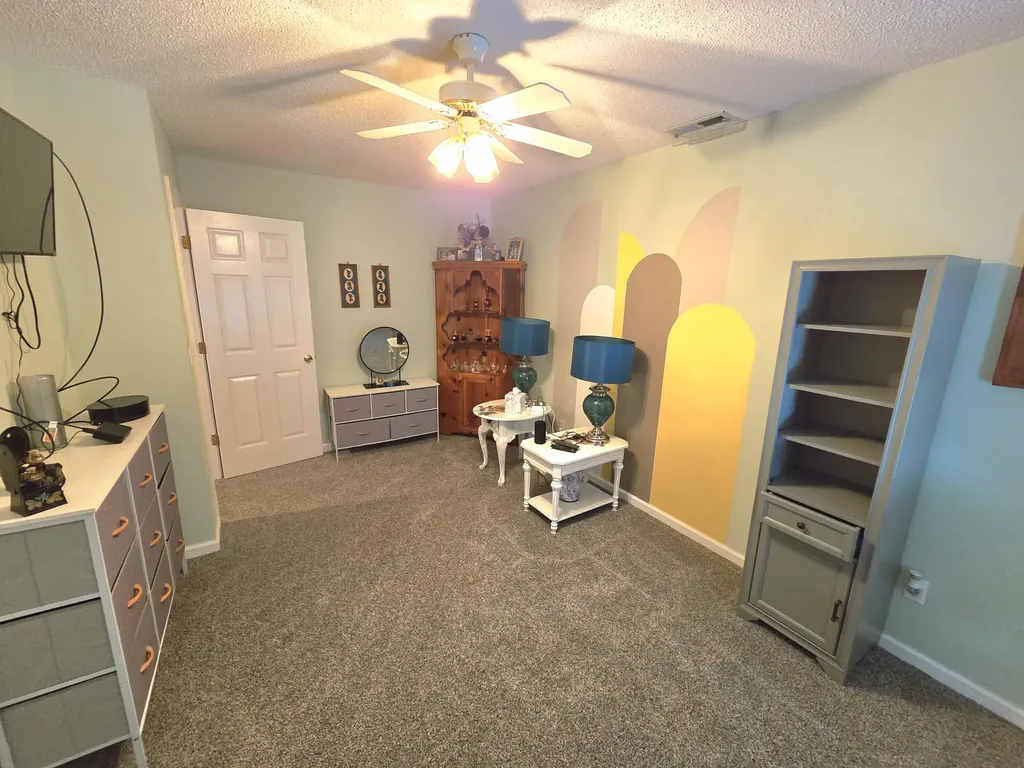 330 Stonecreek Place Paducah KY 42003