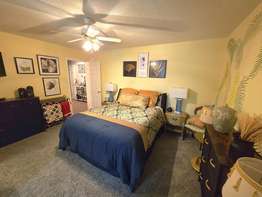 330 Stonecreek Place Paducah KY 42003