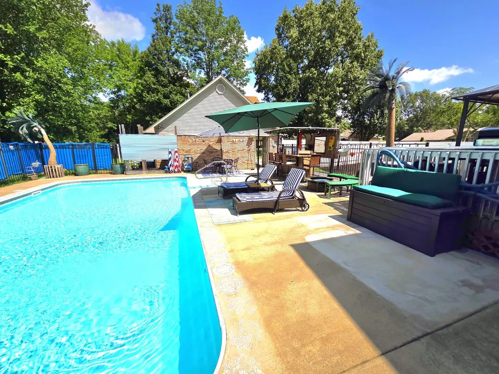 330 Stonecreek Place Paducah KY 42003