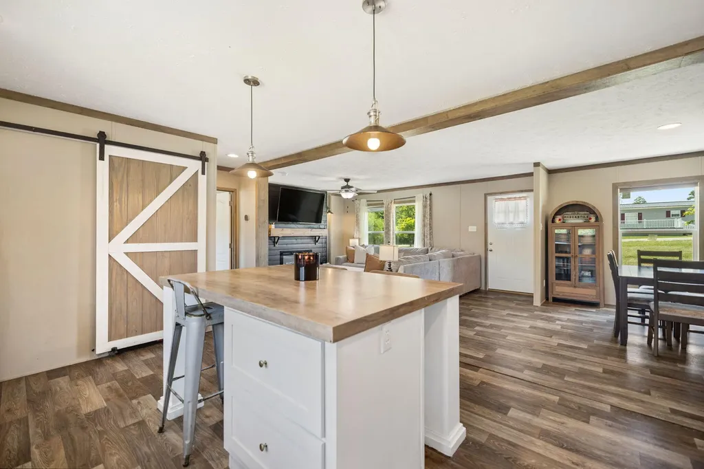 105 Summer Ridge Road Mt Sterling KY 40353