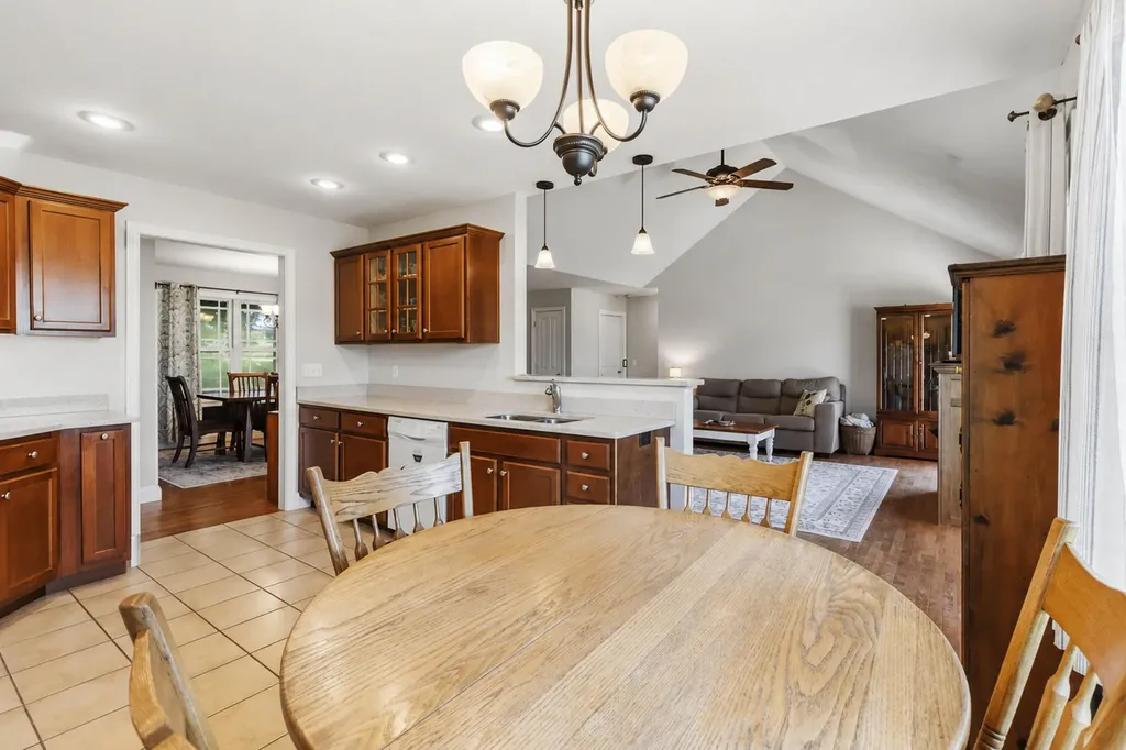 1655 Tick Ridge Road Waynesburg KY 40489