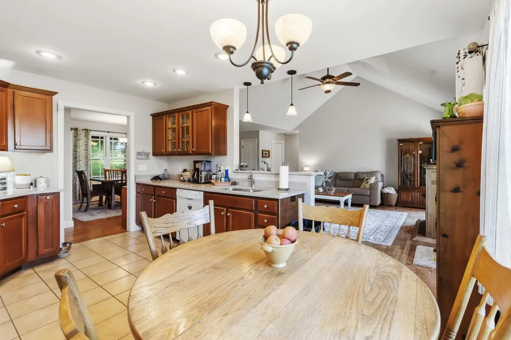 1655 Tick Ridge Road Waynesburg KY 40489