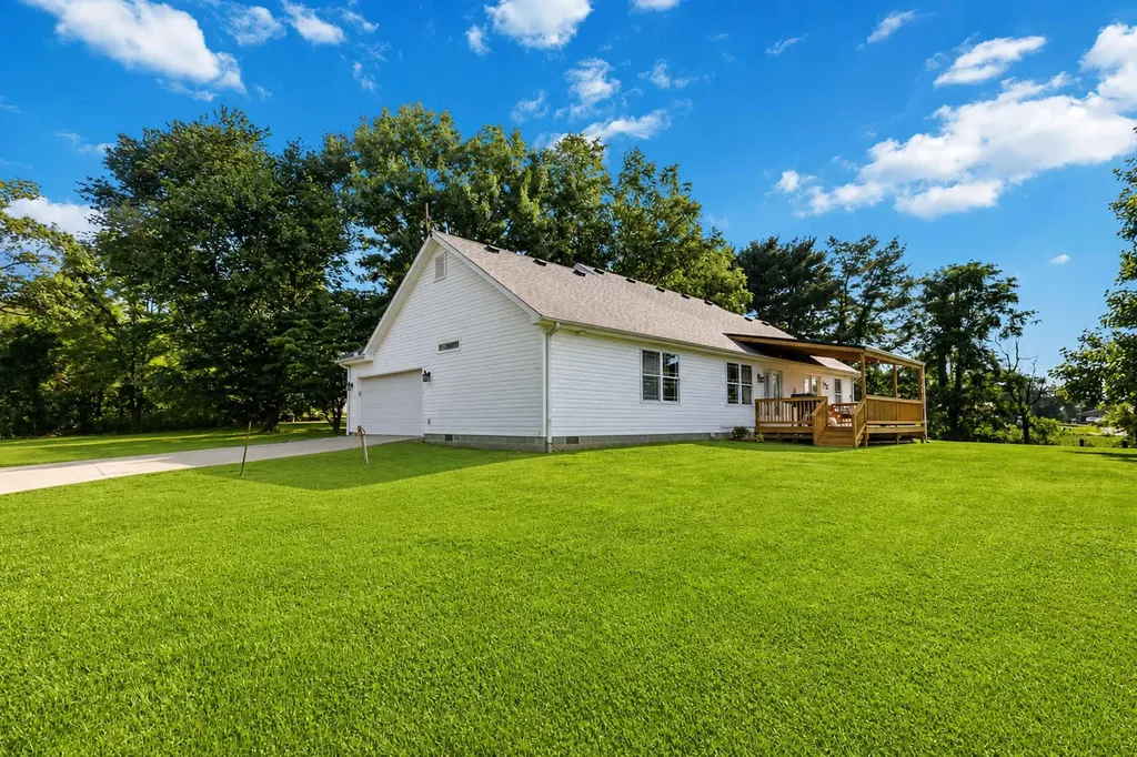 1655 Tick Ridge Road Waynesburg KY 40489