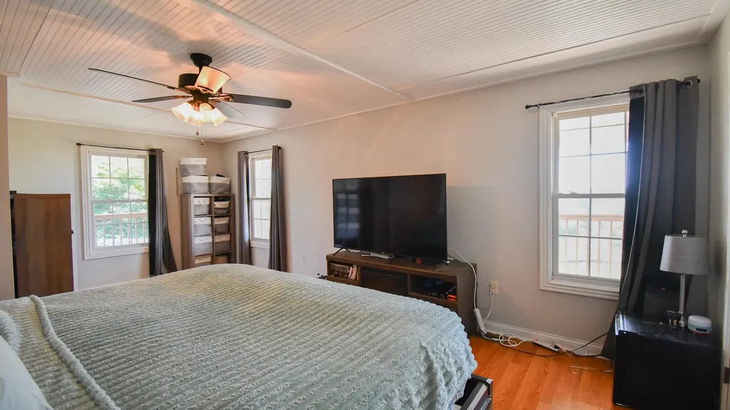 2010 Grapevine Road Harrodsburg KY 40330