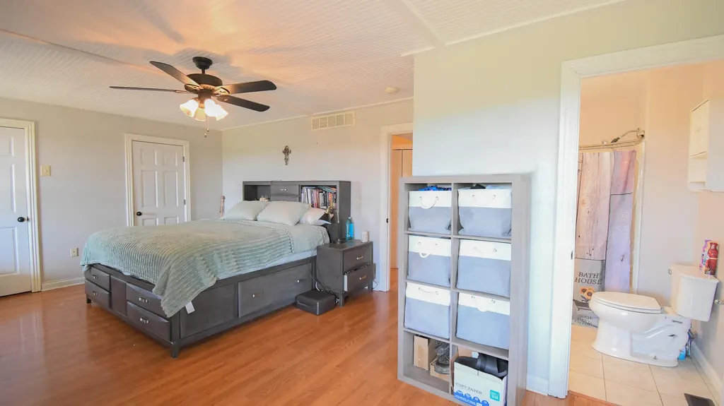 2010 Grapevine Road Harrodsburg KY 40330