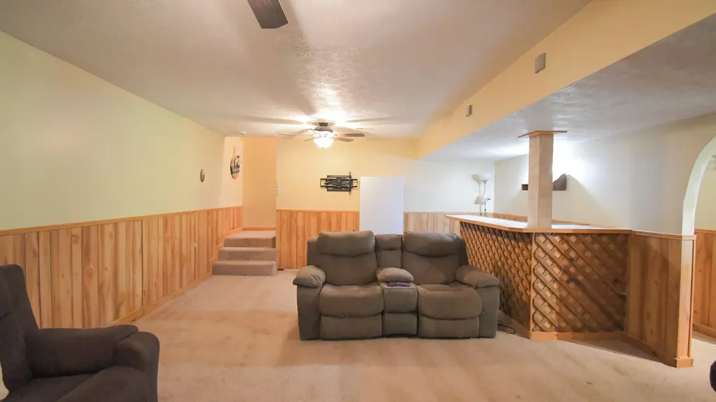 2010 Grapevine Road Harrodsburg KY 40330