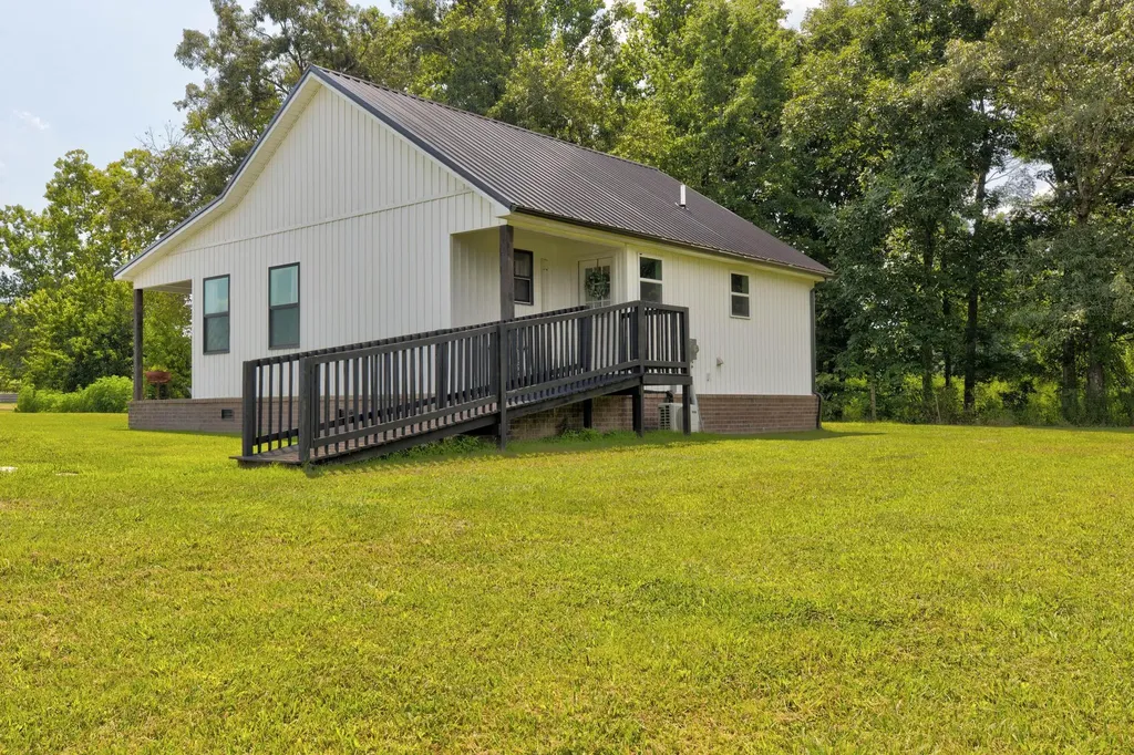 1968 Vance Road Salt Lick KY 40371
