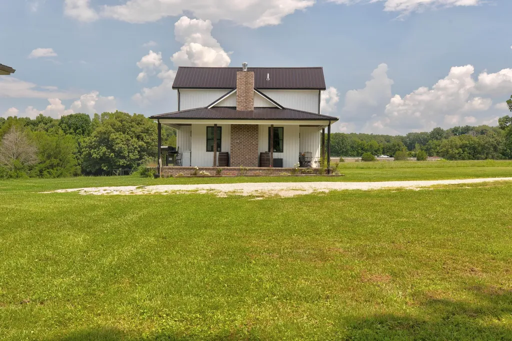 1968 Vance Road Salt Lick KY 40371