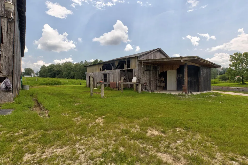 1968 Vance Road Salt Lick KY 40371